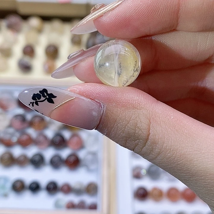 水晶戒指未镶嵌，