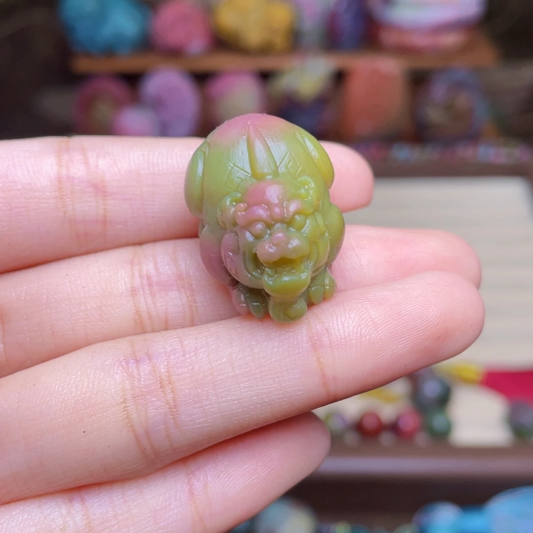 玛瑙/玉髓未镶嵌珠宝半成品小**.盐源玛瑙西瓜色貔貅