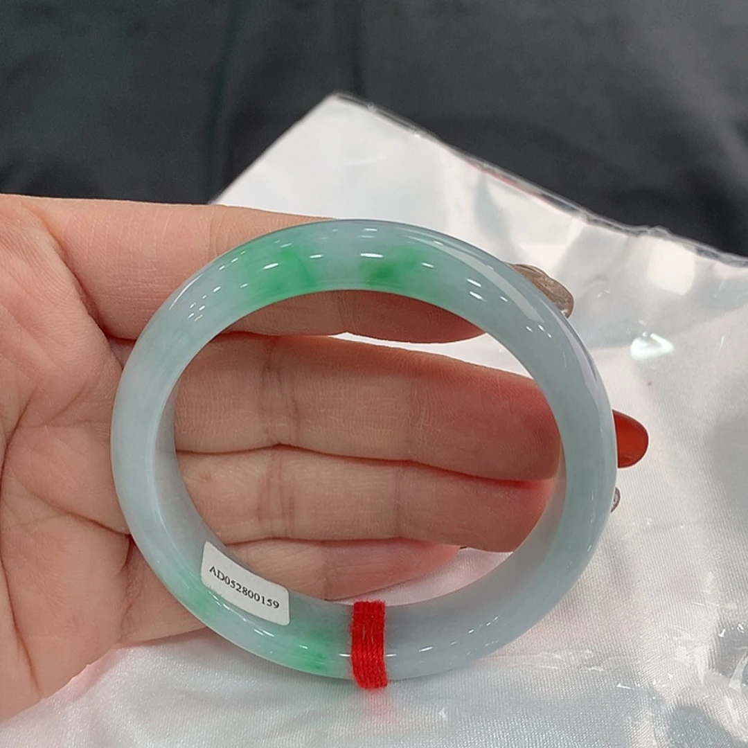【闪购商品】翡翠手镯未镶嵌54.7，54/55