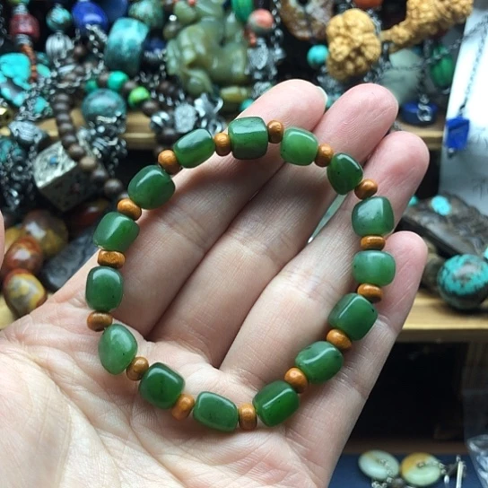 女款项链搭配独家订制