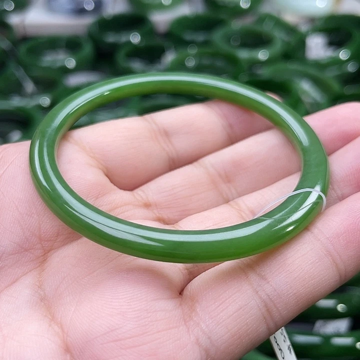 未镶嵌手镯和田玉（碧玉）