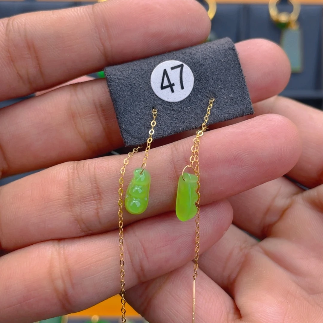 18K金镶嵌和田玉（碧玉）耳饰47