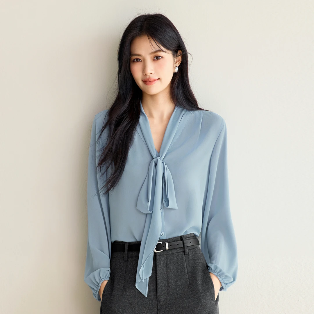 *伊芙丽气质透感飘带衬衫女蓝2025秋季新款通勤内搭休闲1G8922161