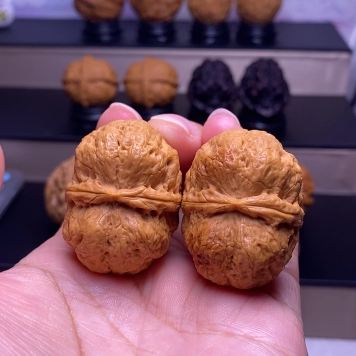 把件文玩核桃香妃元宝29