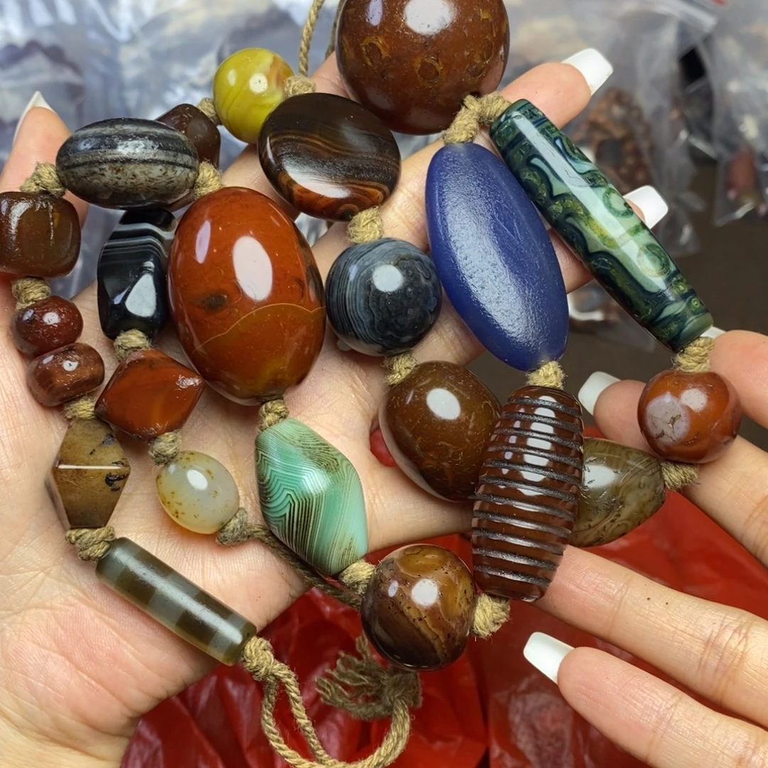 玛瑙/玉髓颈饰未镶嵌