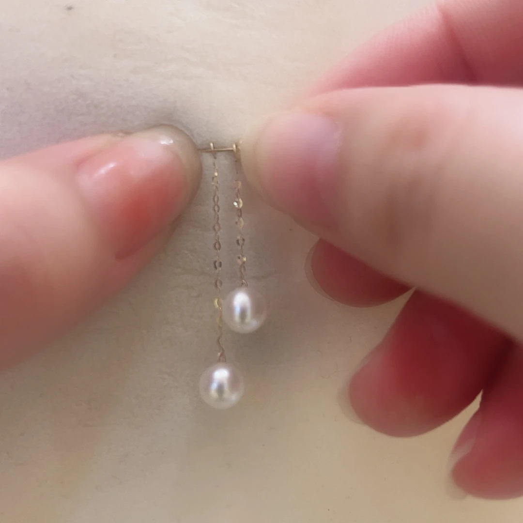 耳饰18K金镶嵌淡水珍珠