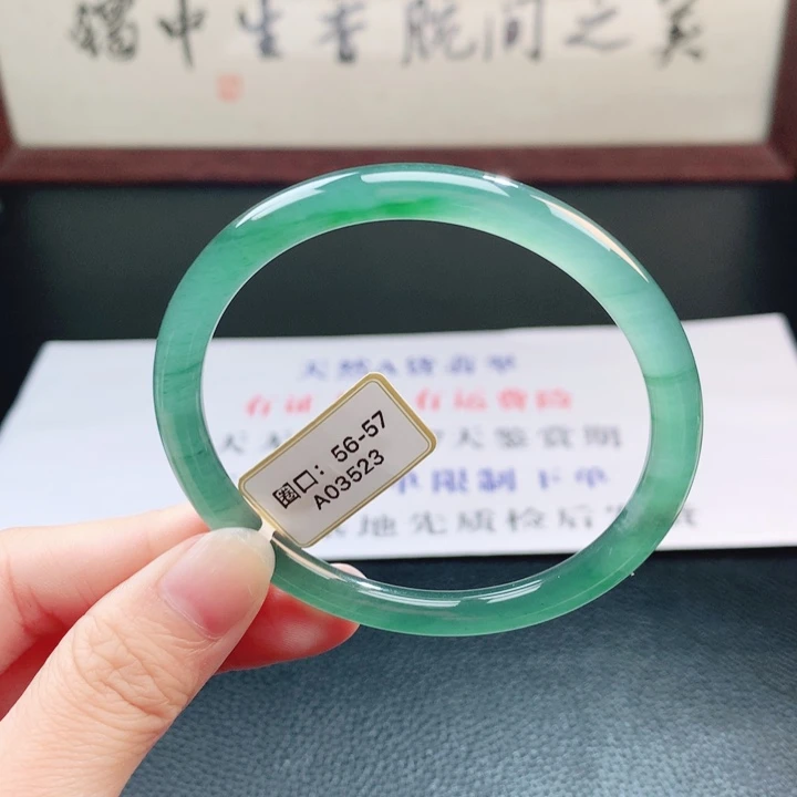 翡翠未镶嵌手镯翡翠手镯77