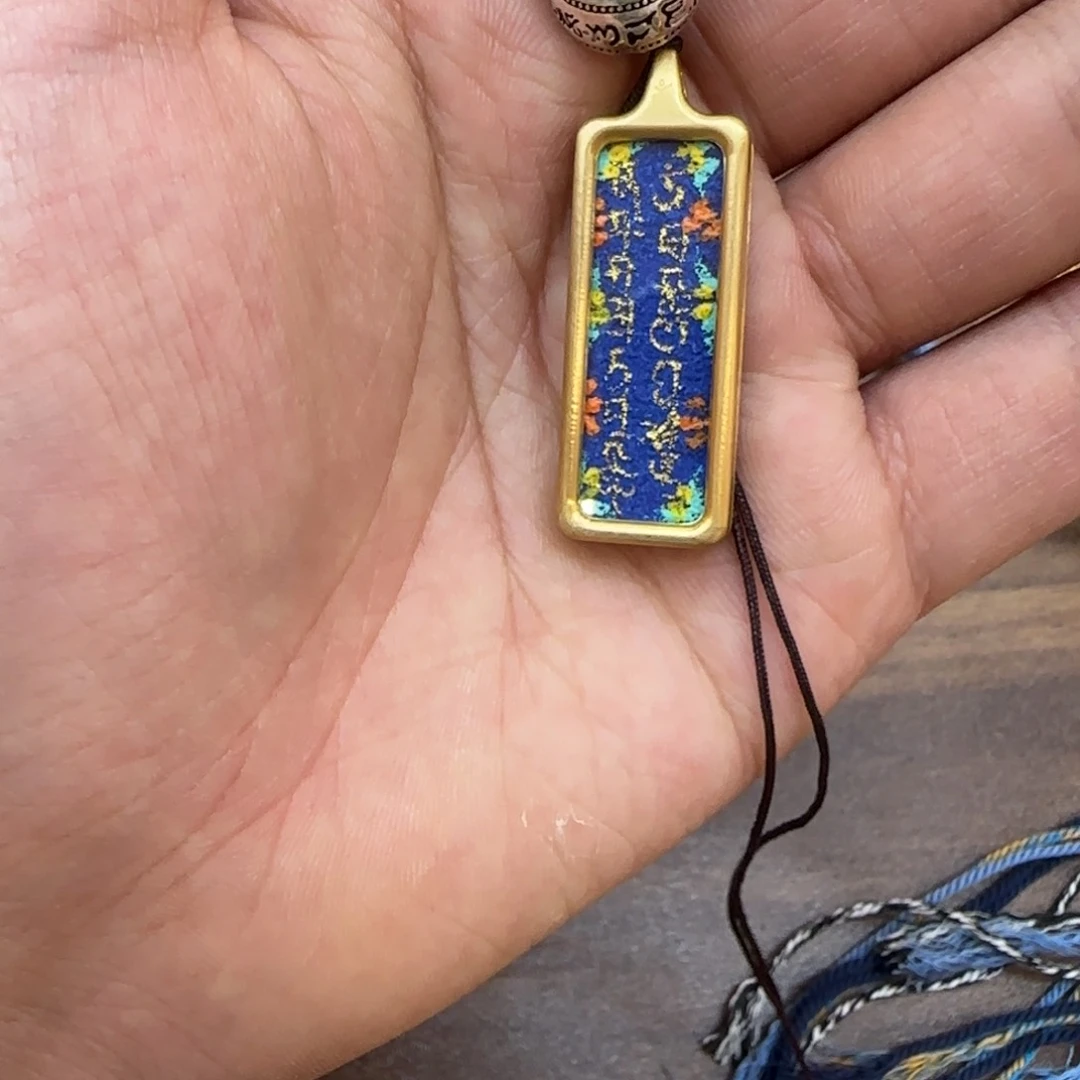 吊坠哈**喽木槿手绘直播间A008