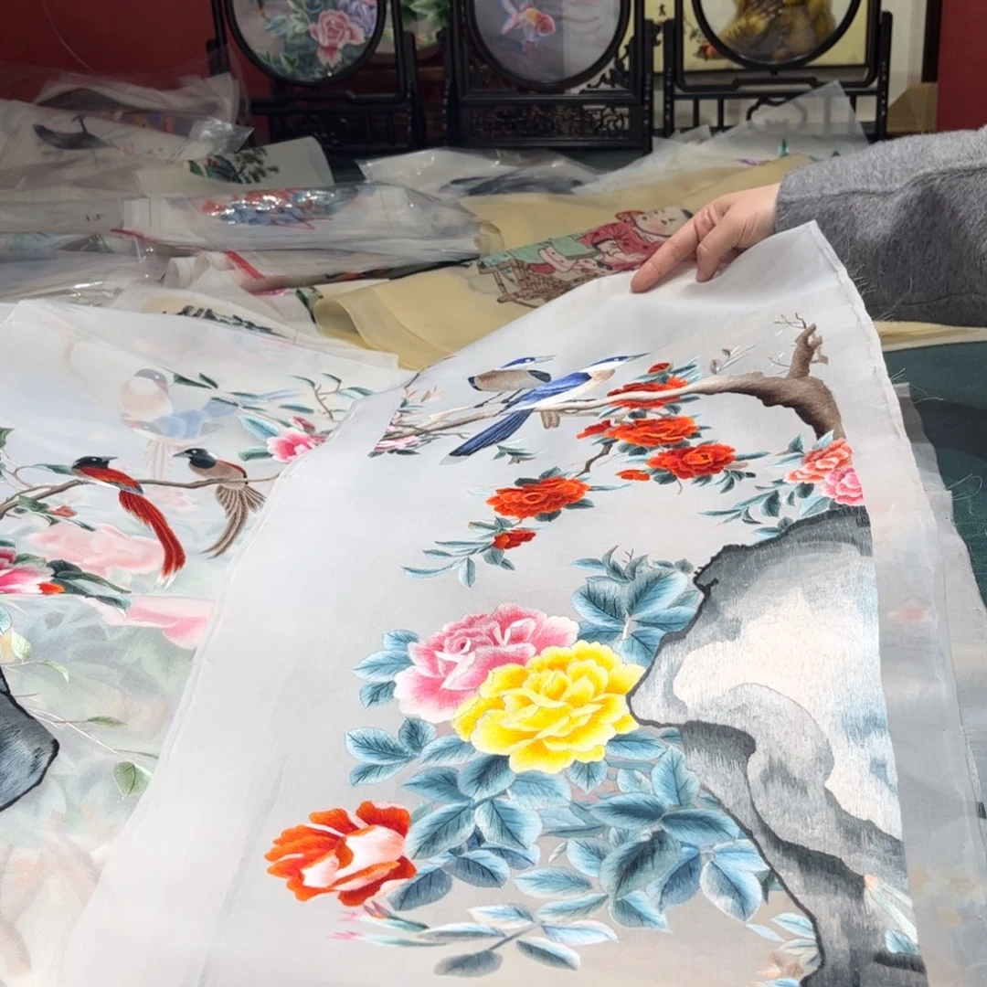 小***懒织绣纯手工打造的