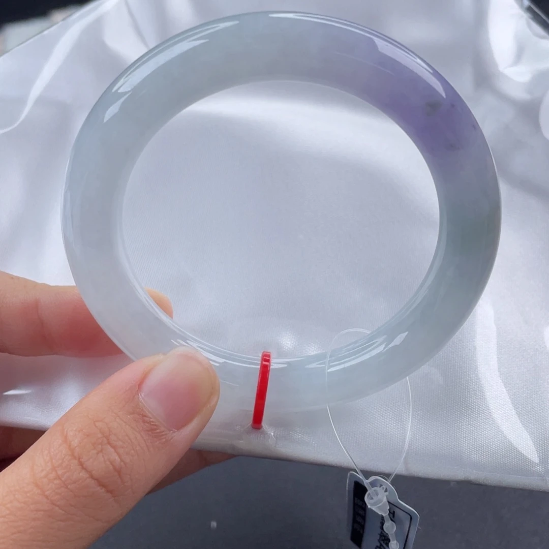 翡翠手镯（圆镯）未镶嵌53-54圈