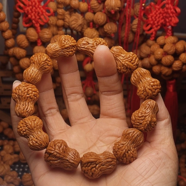 木质类龙纹桃枭挂件j