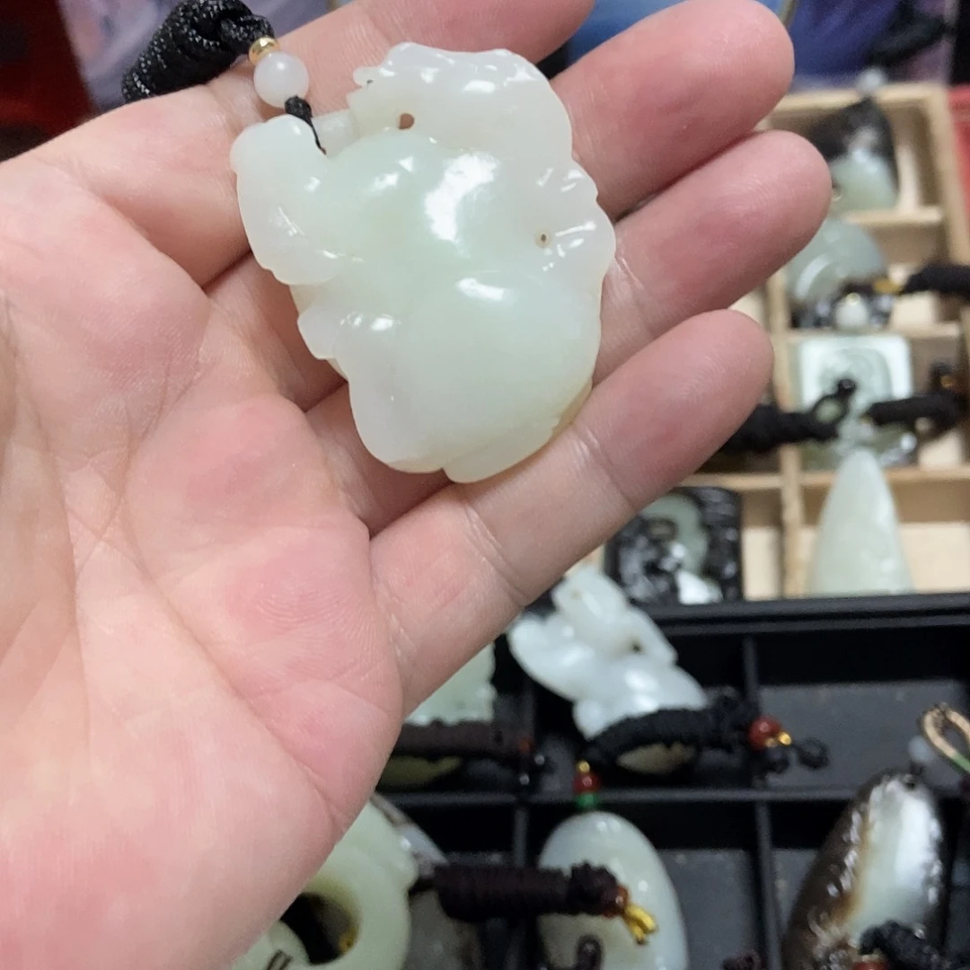 正***量和田玉未镶嵌手链