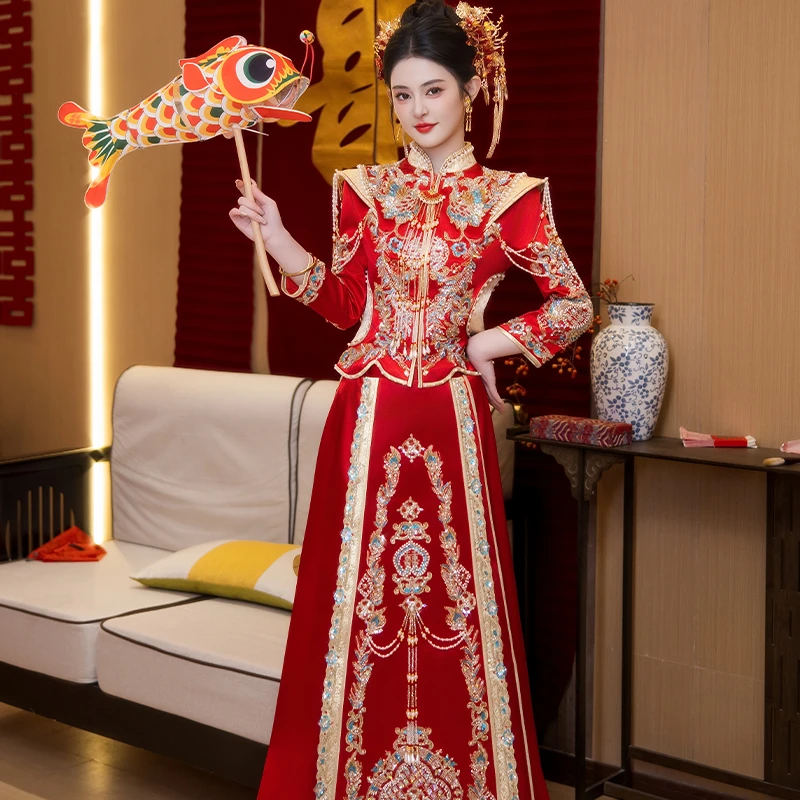 2025新款缎面新娘翘肩中式嫁衣结婚礼服出阁结婚嫁衣修身显瘦春夏