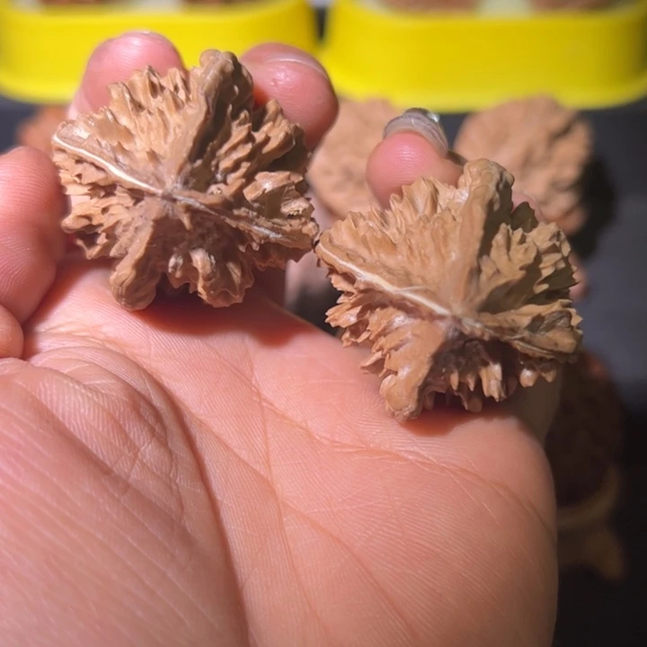 文玩核桃吊坠核桃28B