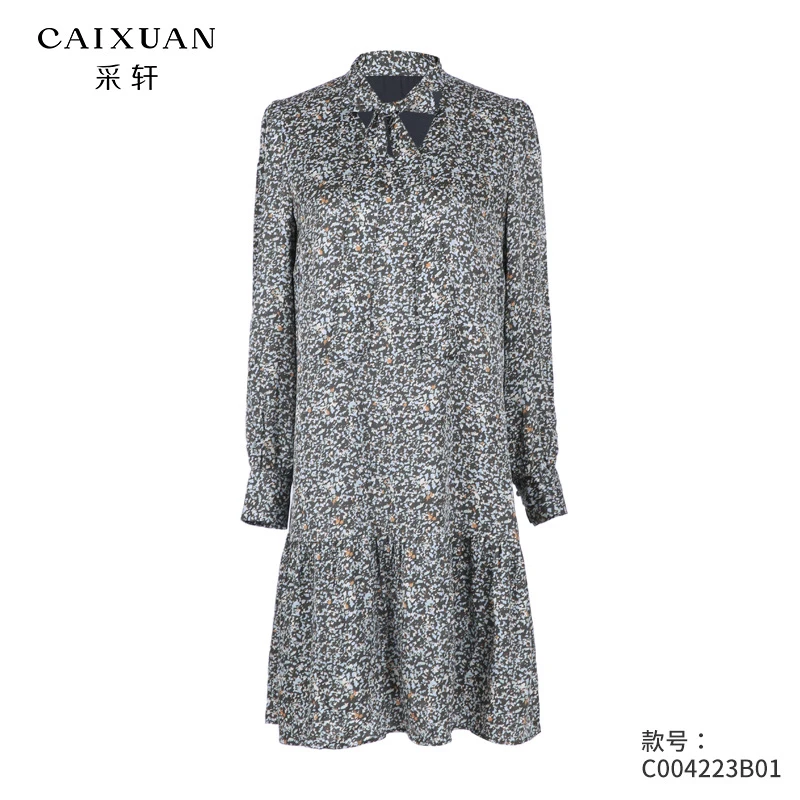 c004223b01CAIXUAN采轩复古碎花v领显瘦缎面连衣裙