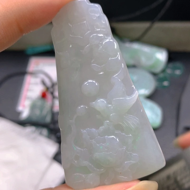 翡翠未镶嵌挂件翡翠