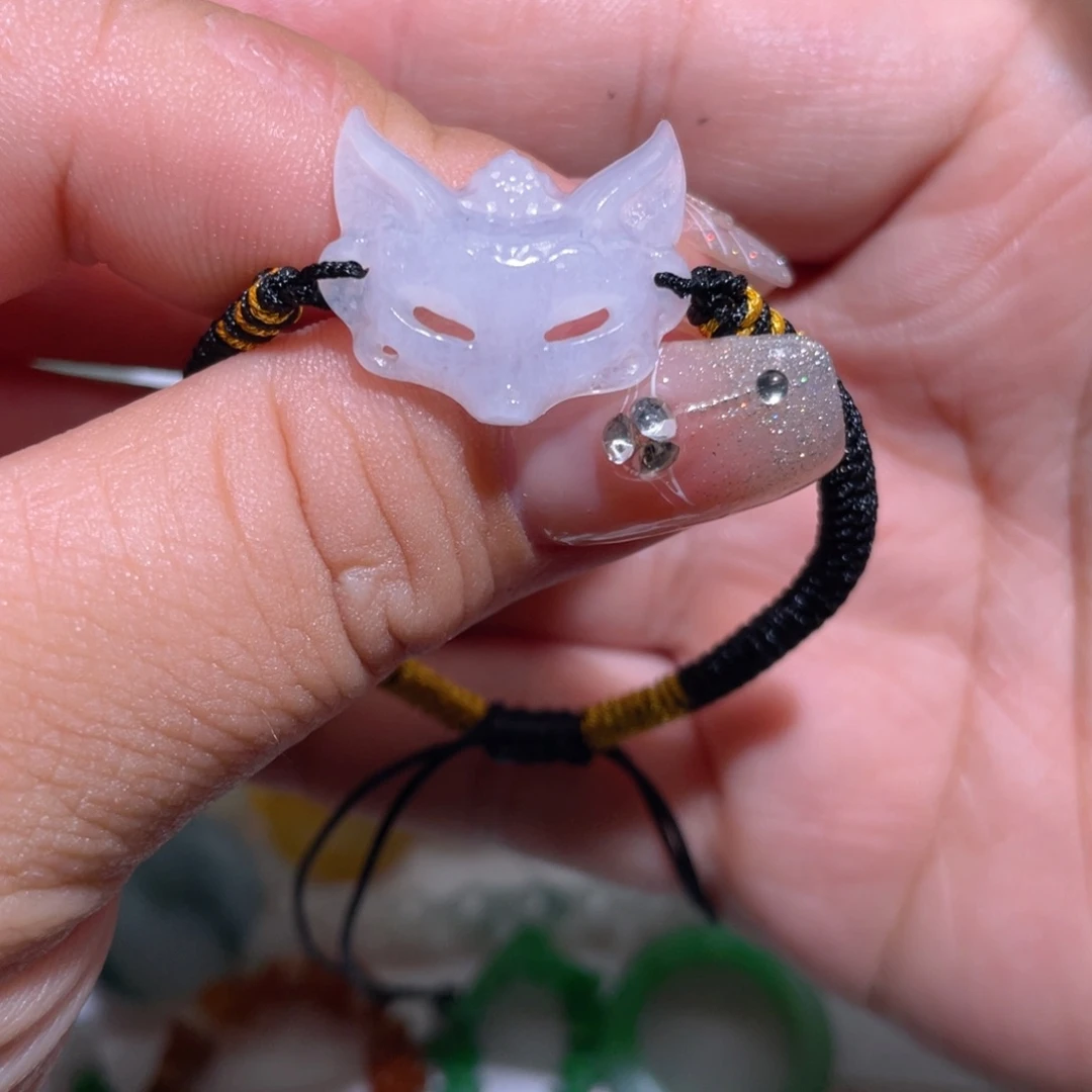 定制翡翠未镶嵌玉面狐狸