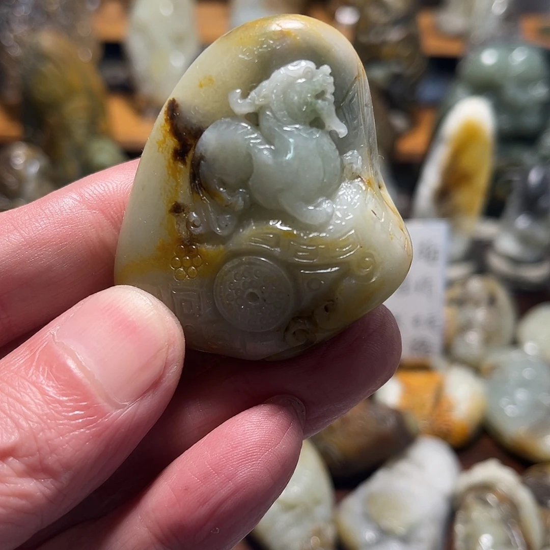 和田玉未镶嵌挂件