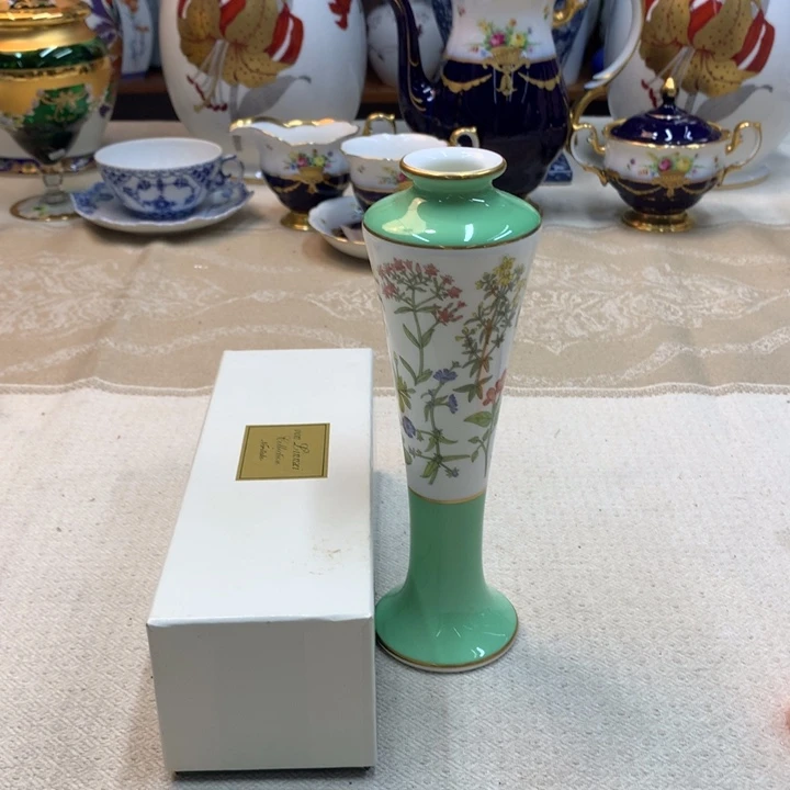 紫砂金瓷阁精品瓷器店