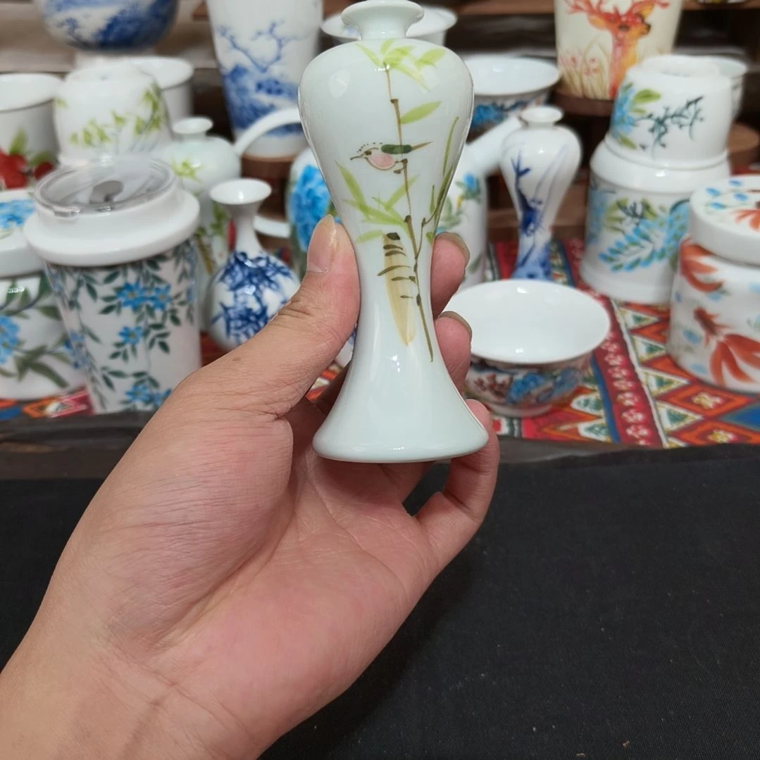 摆件景德镇手工手绘高温瓷器