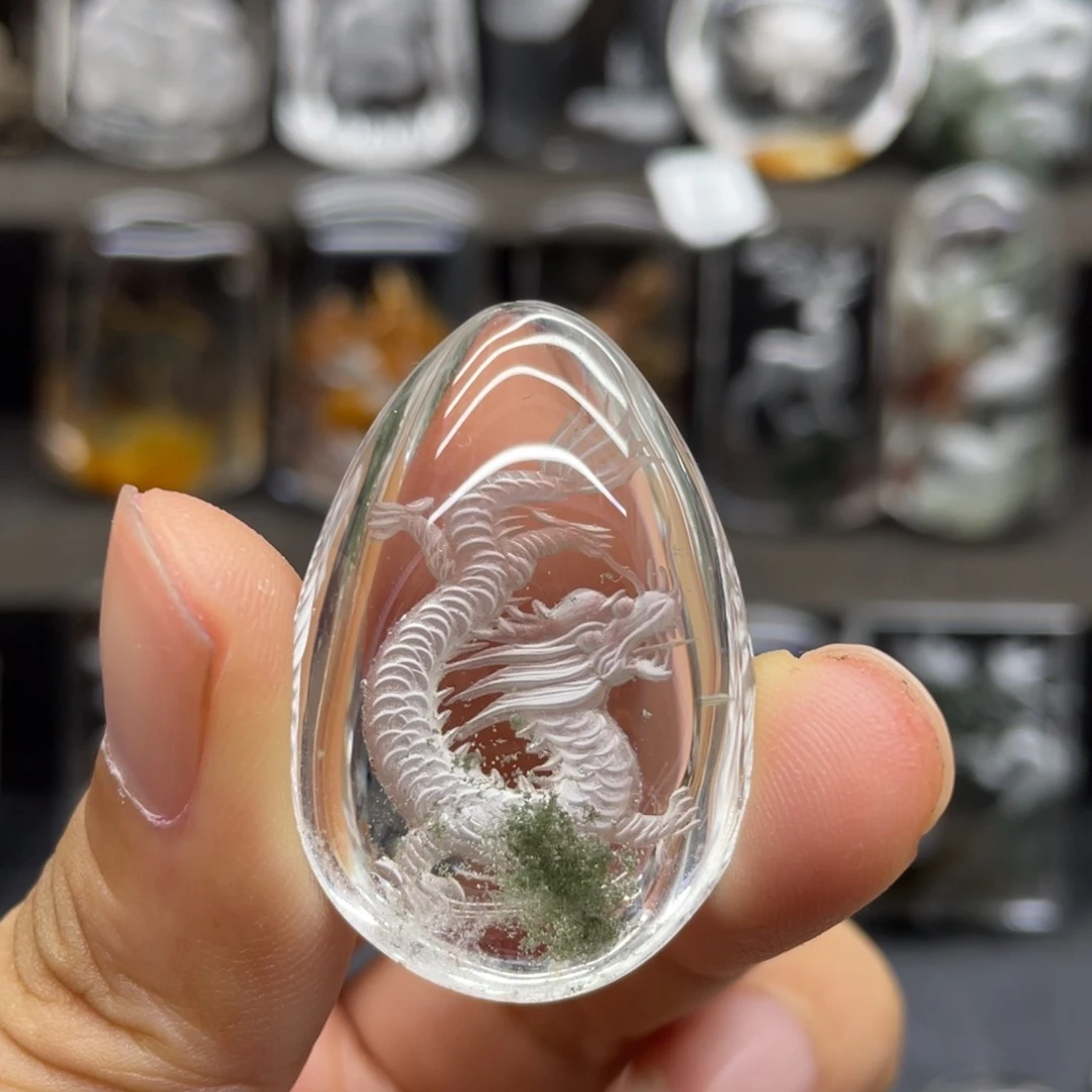 未镶嵌颈饰水晶龙