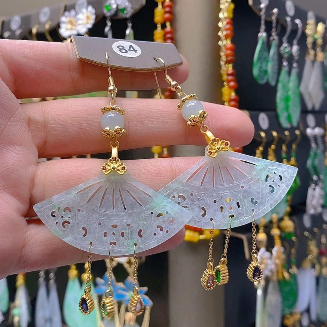 未镶嵌翡翠耳饰翡翠