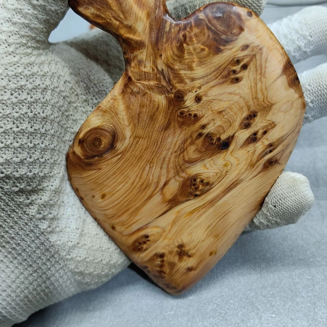 怪***、太行崖柏手工艺品