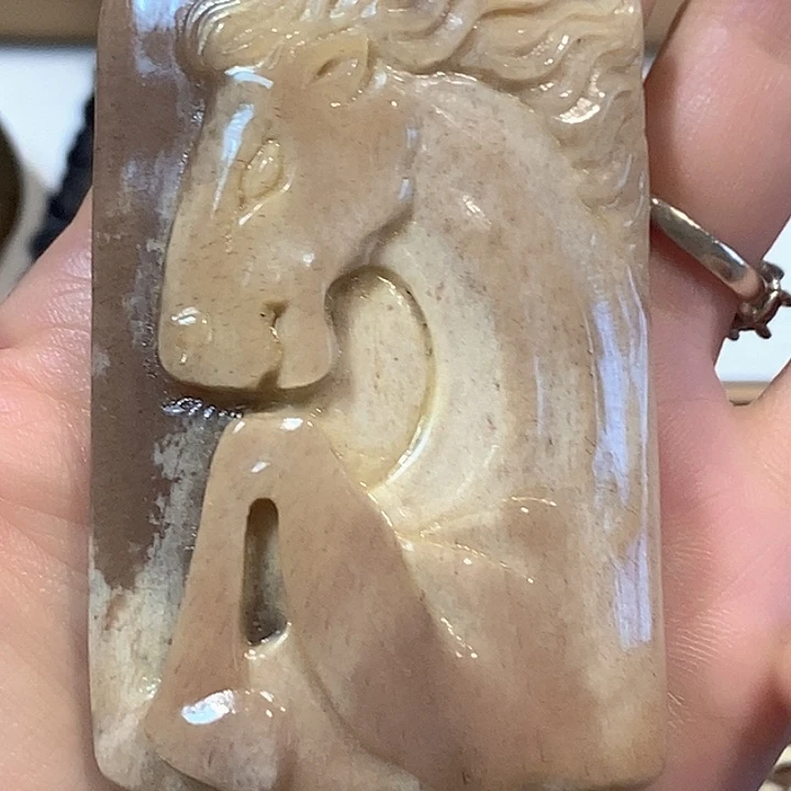 吊坠牛骨主播推荐孟