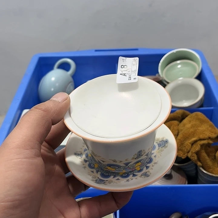 <***蝎茶具默认微瑕瓷器、茶具、壶、摆件，介意勿拍
