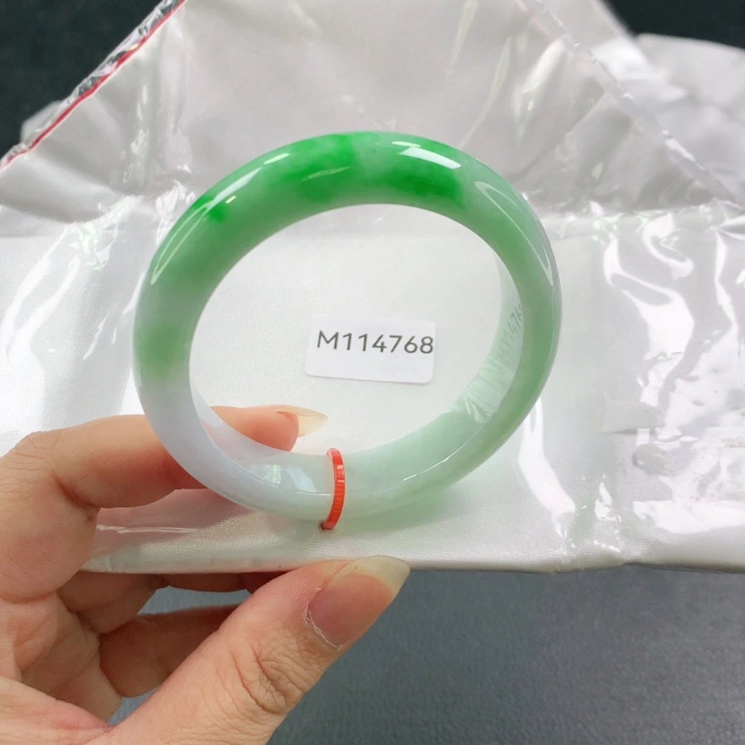 翡翠未镶嵌手镯03