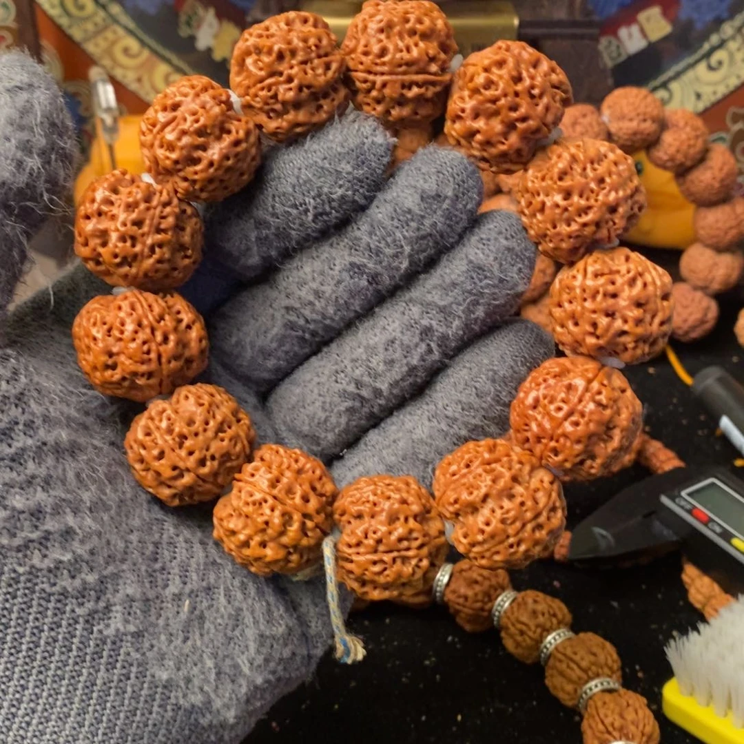 金刚菩提吊坠齐*瑞25红皮大蜂窝