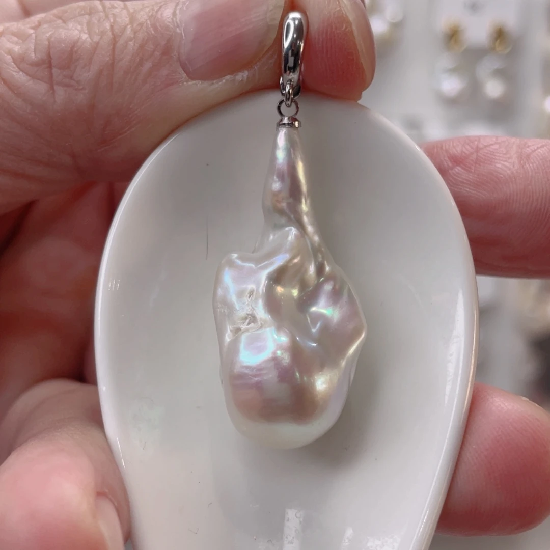 颈饰未镶嵌淡水珍珠