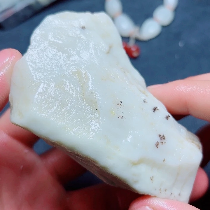 和田玉未镶嵌珠宝奇石