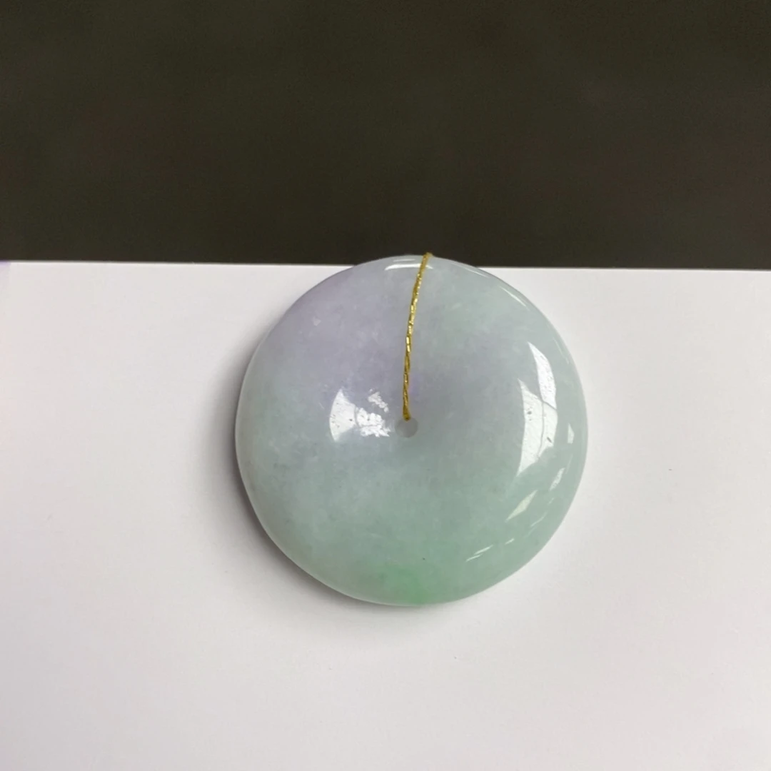 翡翠未镶嵌颈饰平安扣