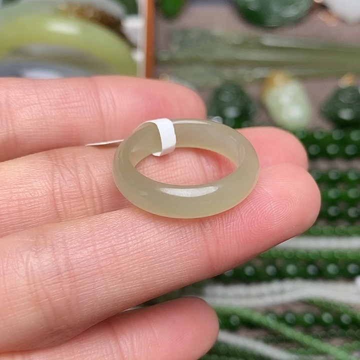 和田玉未镶嵌戒指18