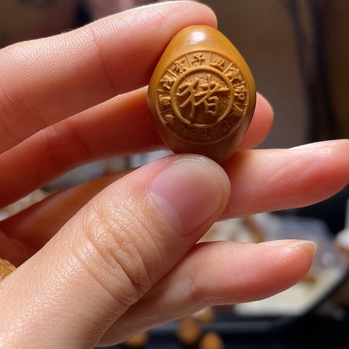 橄榄核手串/手链猪