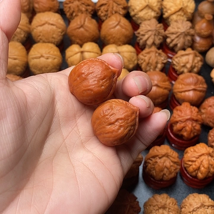 文玩核桃吊坠蛤蟆