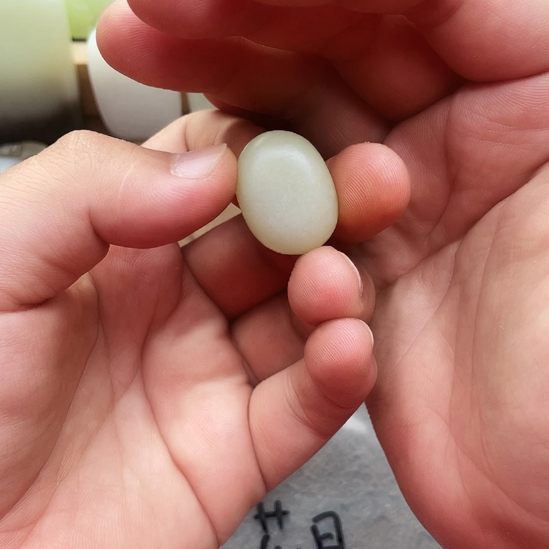 花***风和田玉未镶嵌颈饰