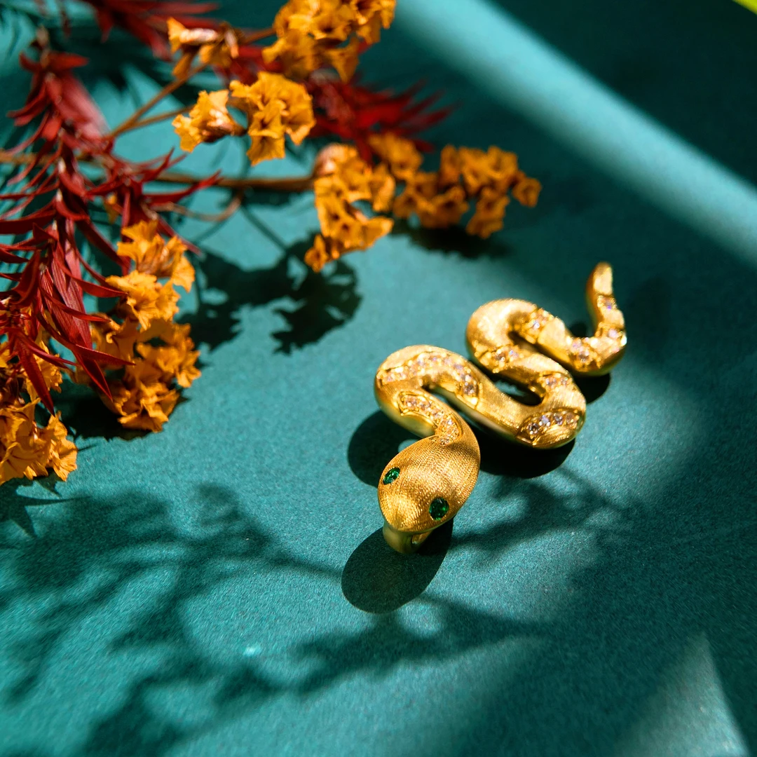 足金999 5D点钻灵蛇吊坠轻奢时尚百搭可爱