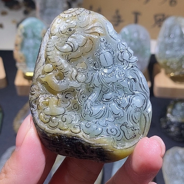 ****龙定制翡翠未镶嵌天然翡翠玉石雕刻