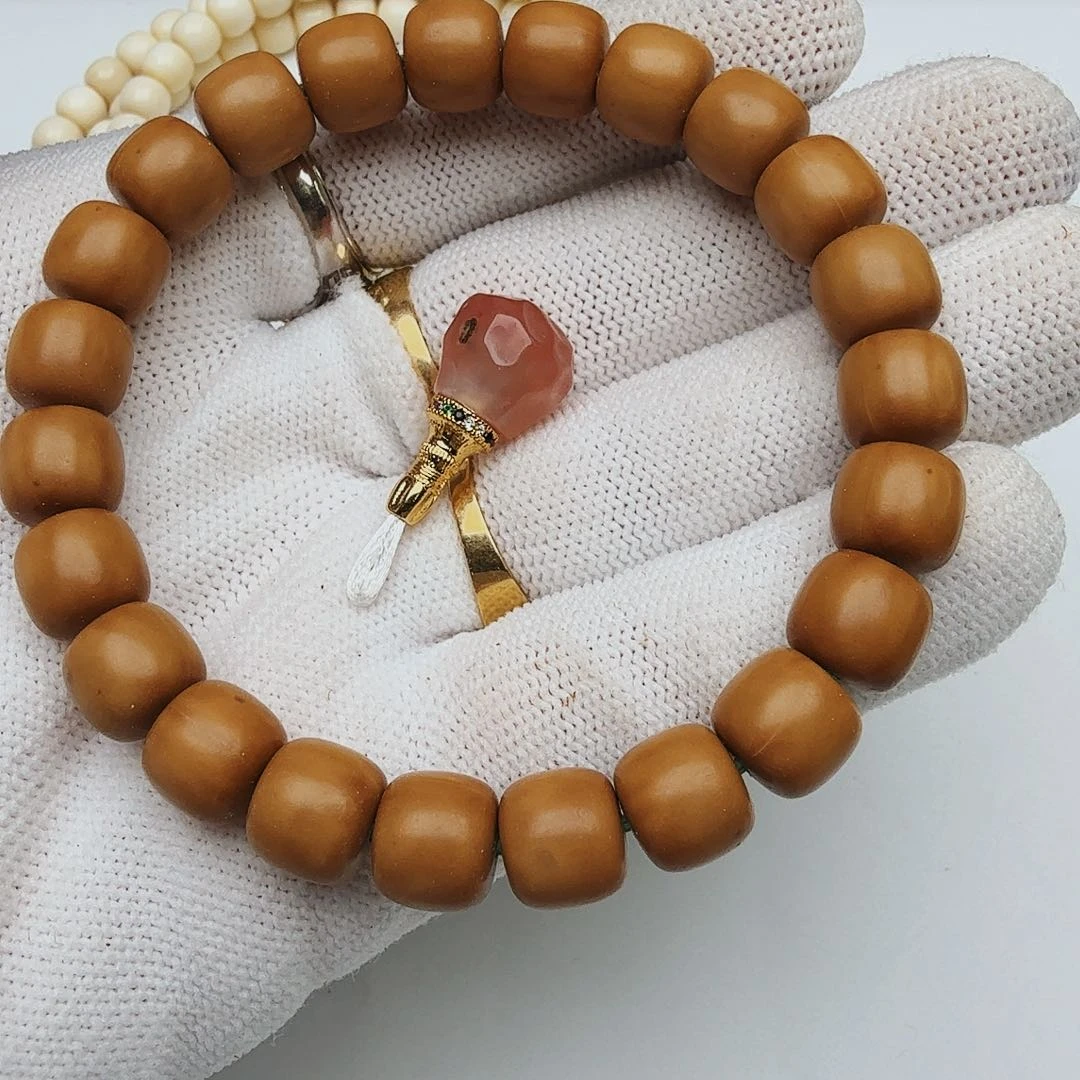 猴头核桃手串粉粉三通带猴头