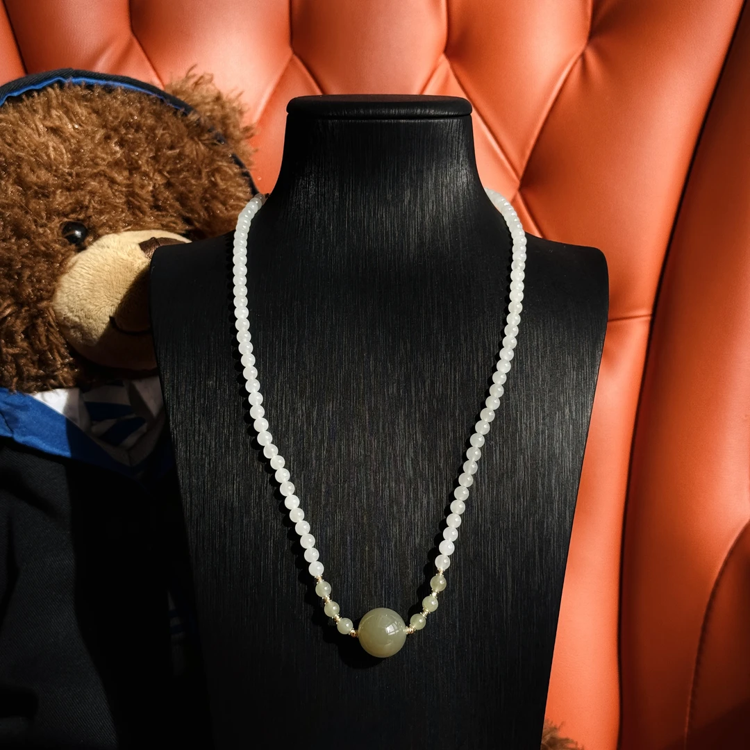 壹屿珠宝 2134 和田玉典藏颈饰