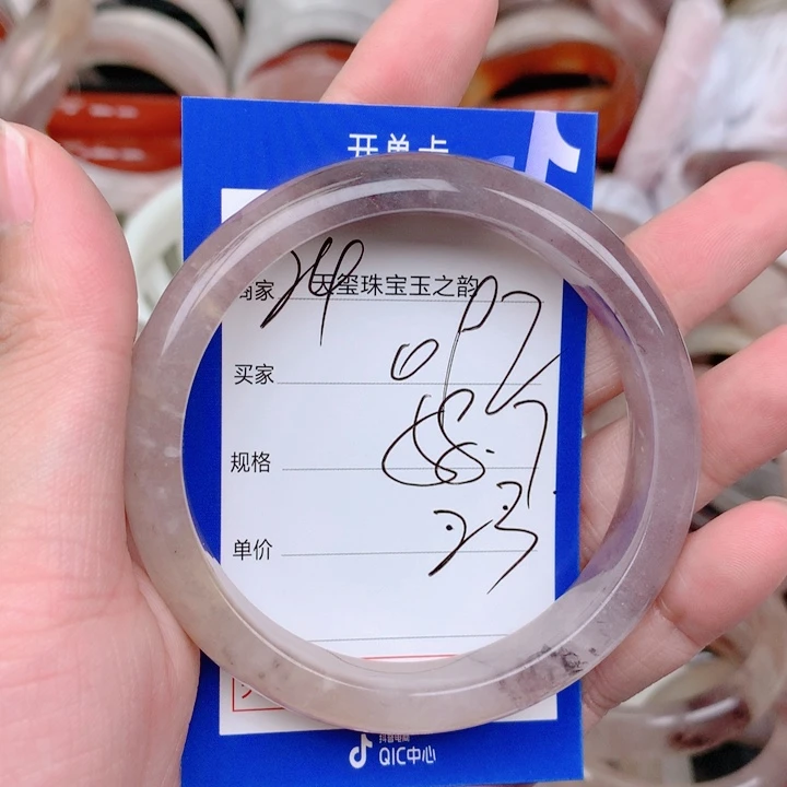 未镶嵌手镯石英岩玉092