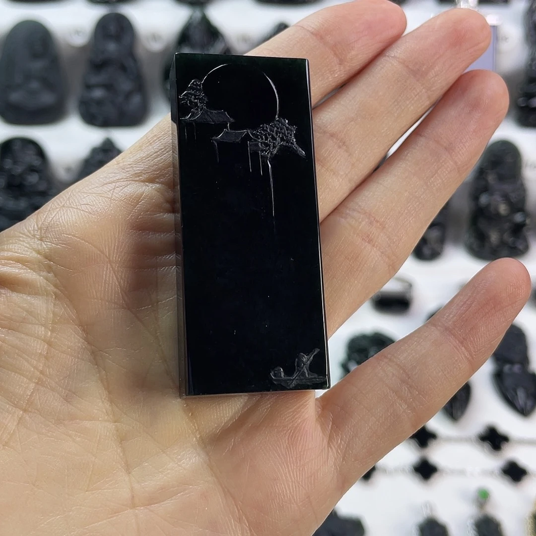 波***惊翡翠未镶嵌颈饰山水