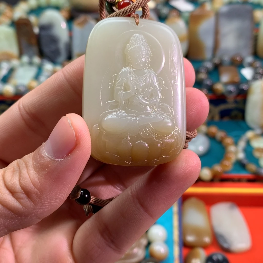 看***生和田玉（糖玉）未镶嵌手链