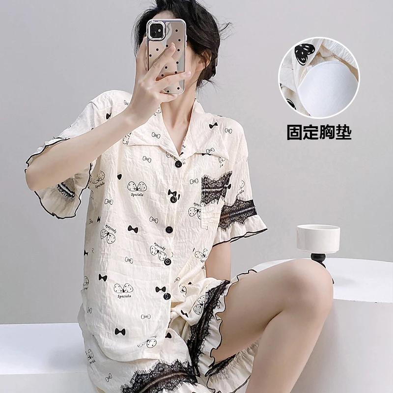 休闲短袖短裤家居服套装女夏季新款带胸垫镂空蕾丝睡衣宽松慵懒风