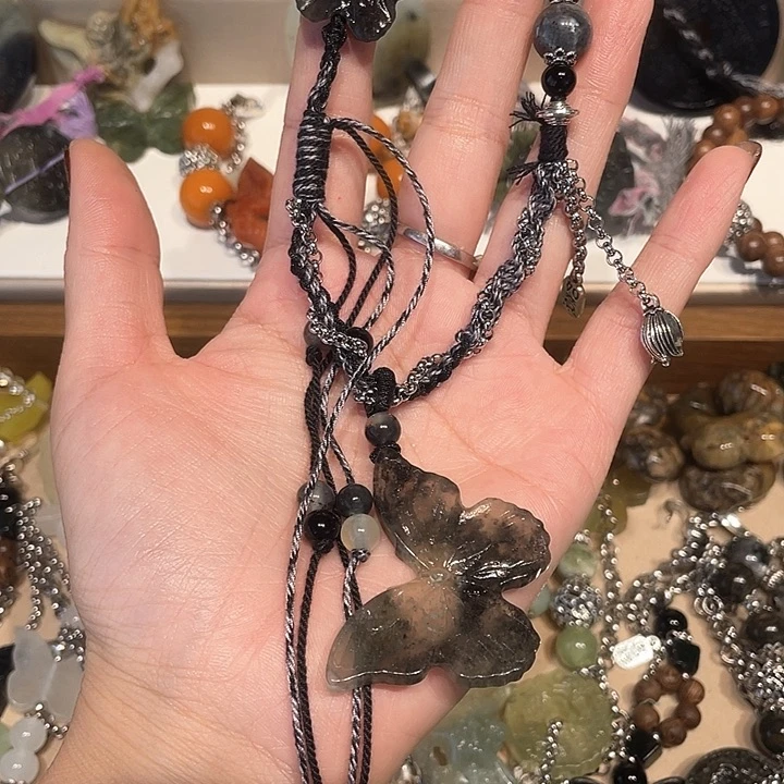 蛇纹石玉合金颈饰