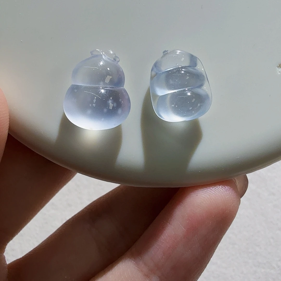 翡翠未镶嵌颈饰二选一