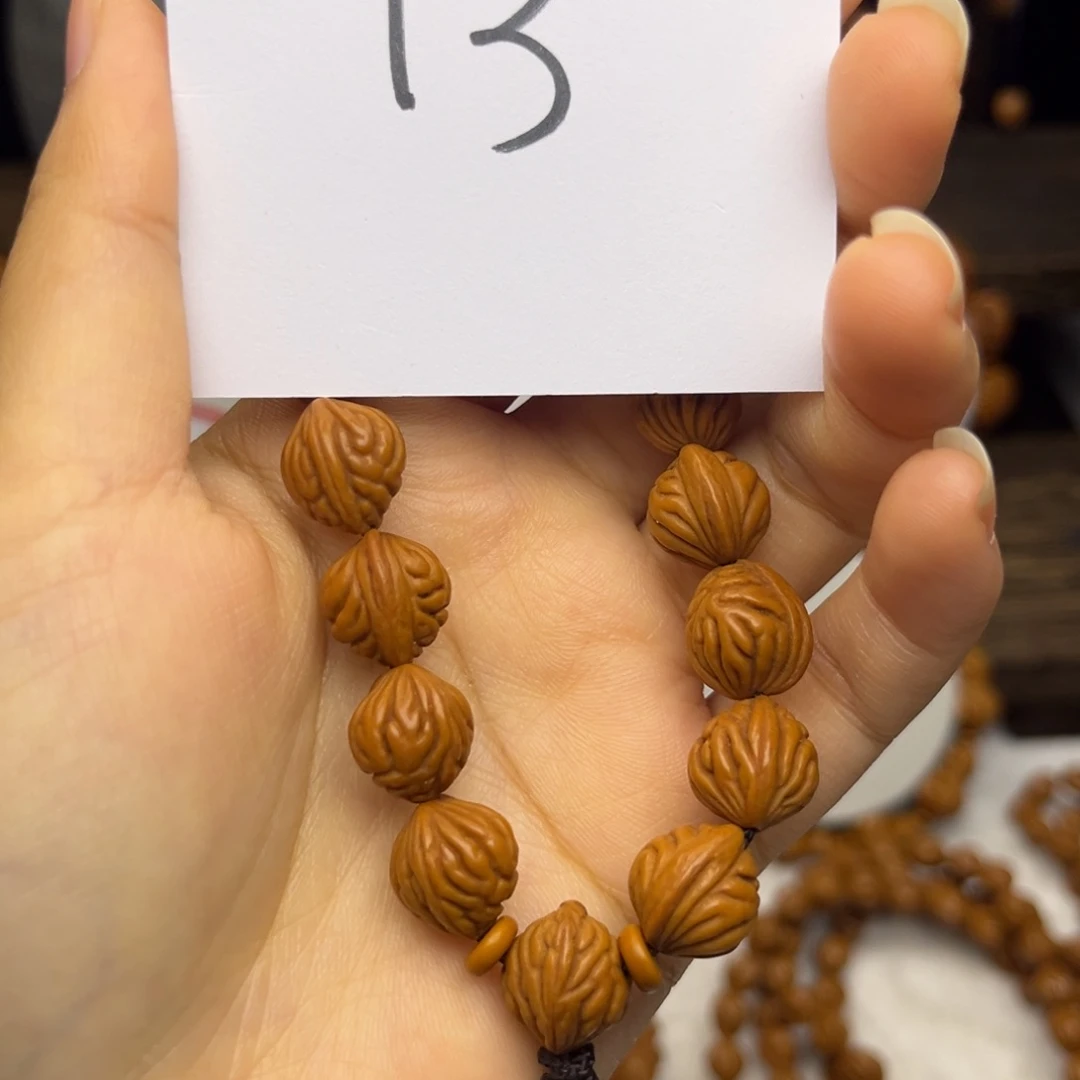 吊坠桃核龙纹桃核手持肚卡11小金豆