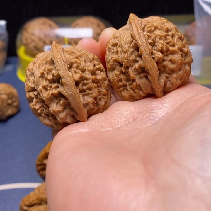 把件文玩核桃观音肚